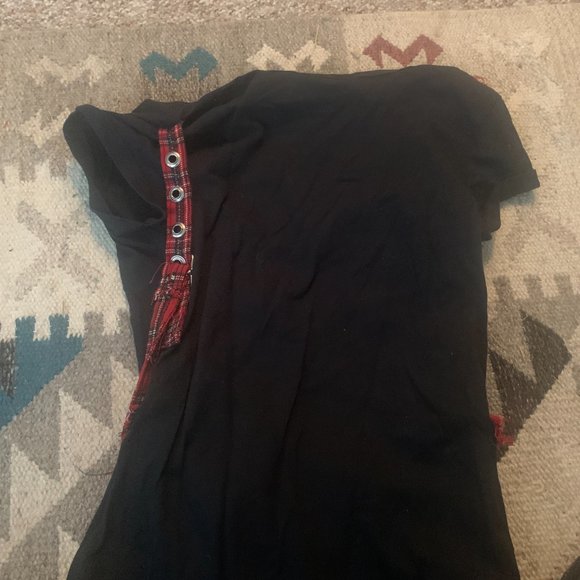 Original Cult size large top, safety pin skulls, good con. 100%cotton - Picture 5 of 5